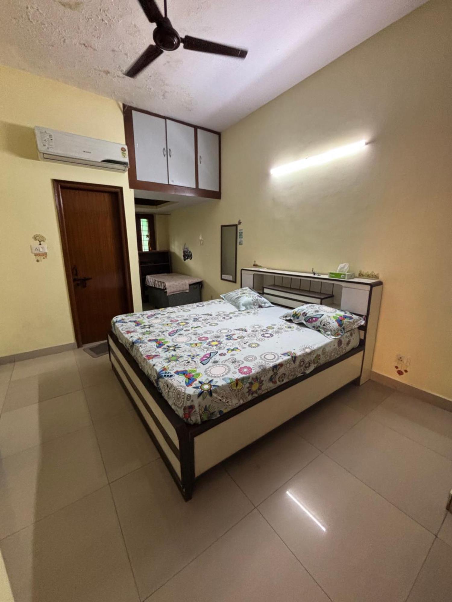 Birds Nest Bed & Breakfast New Delhi Exterior photo