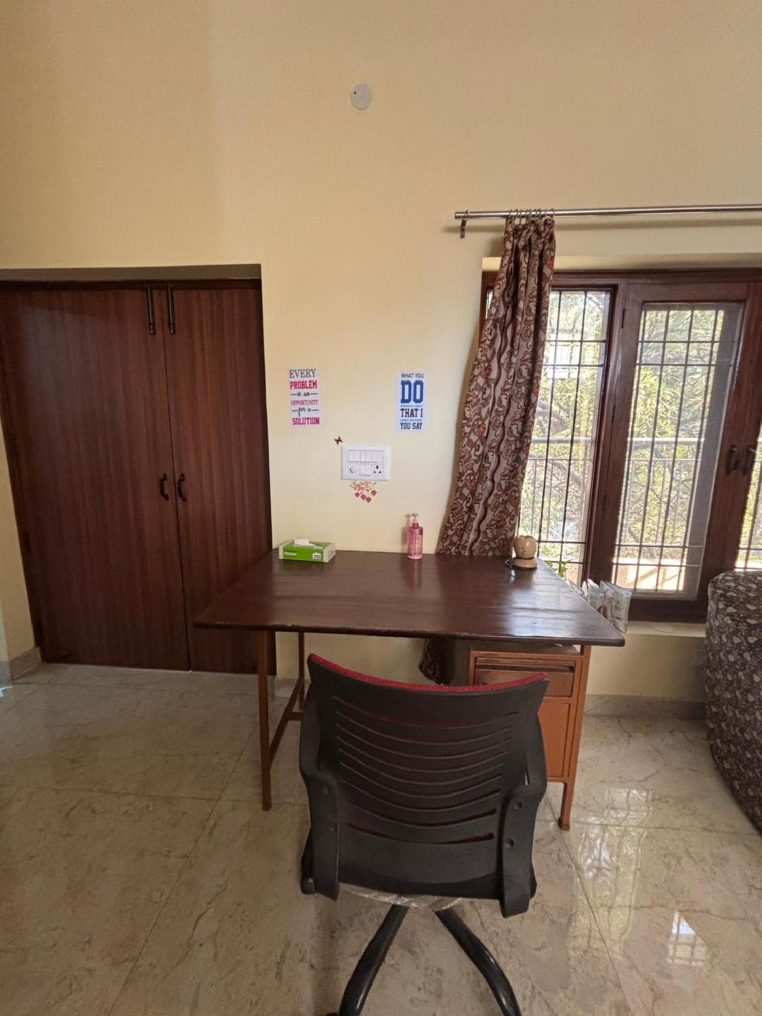 Birds Nest Bed & Breakfast New Delhi Exterior photo